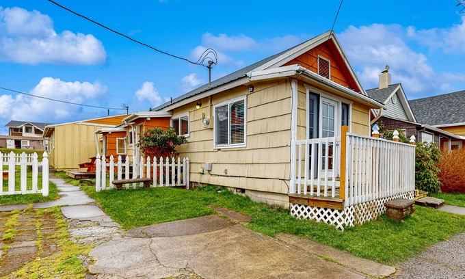 Rockaway Beach Cabin | Dog-Friendly Coastal Cottage Minutes from Downtown & One Block to Beach