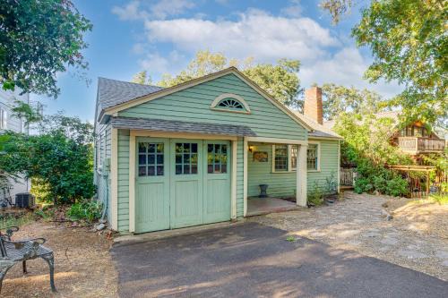 Hood River House | Dog-Friendly Columbia Cottage in Hood River!