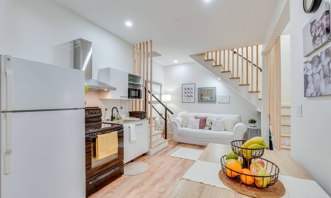 Hopewell Junction Apartment | Dog-Friendly Fishkill Tiny House in Wine Country