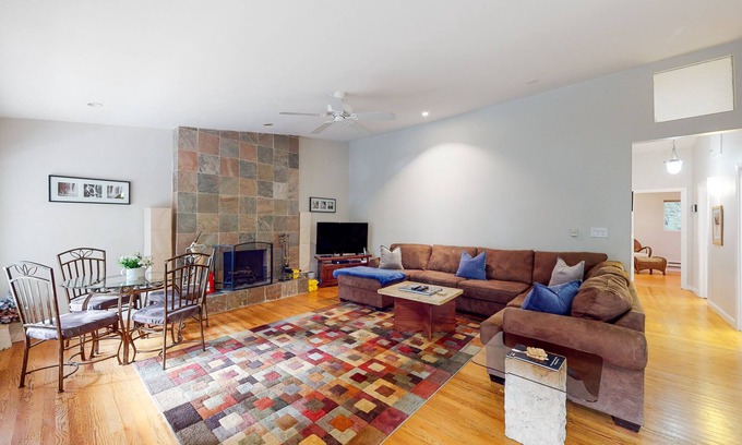 Rio Nido House | Dog-friendly home in the redwoods with hot tub & amazing deck - steps to river