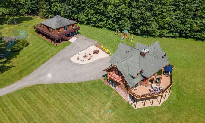 Thayerville House | Dog Friendly Luxury Estate w/Fire Pit, Hot Tubs & Dock