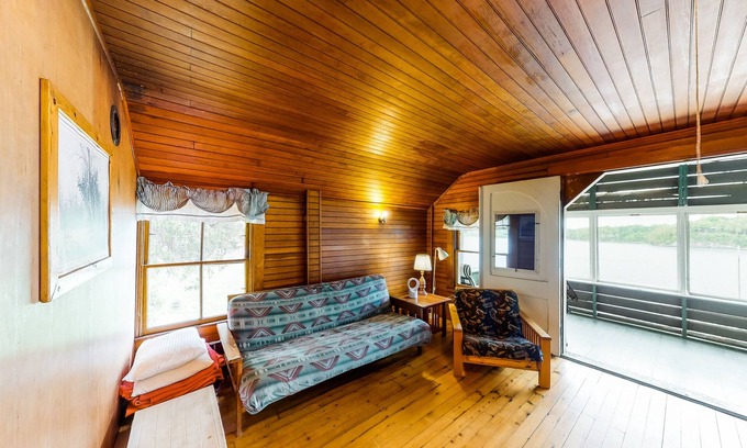 Charlotte Cottage | Dog-friendly retreat with porch, kayaks, & amazing views - right on the water