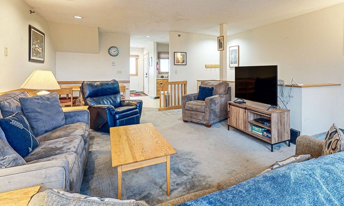 Sunday River Area House | Dog-Friendly Slopeside Condo - Walk to Slopes - Fireplace, Firepit & WiFi