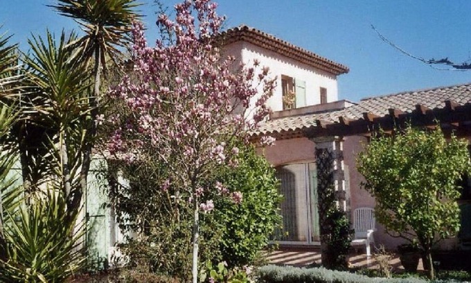 Mougins Apartment | Dolce-Nido