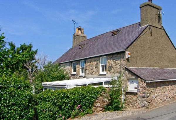 Nefyn House | Dolfor