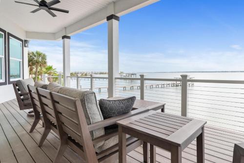 Caribbean Isle House | Dolphin Cove