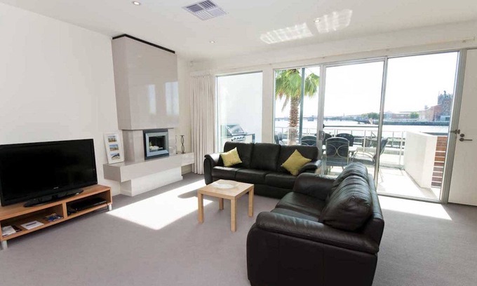 New Port House | "DOLPHIN COVE" - waterfront views near Semaphore Beach