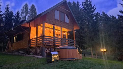 Miłomłyn Ski Chalet | Dom na Mazurach Zatoka Leśna