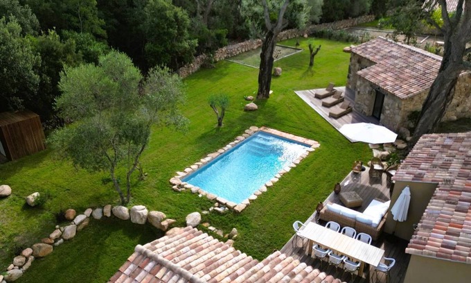 San-Gavino-di-Carbini House | Domaine de Gialla Bergerie I Pini, 8 pers, piscine chauffée, 10 mn plage