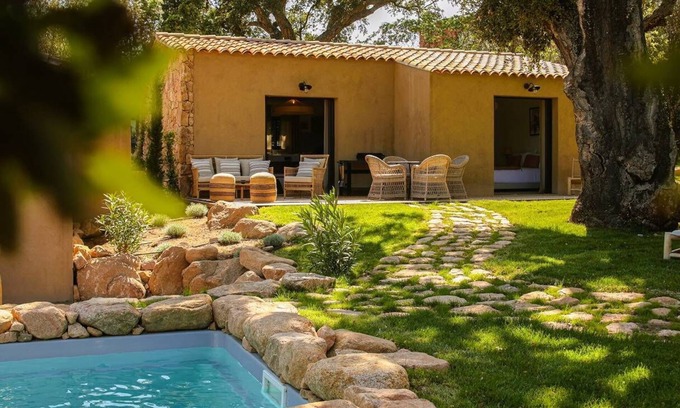 San-Gavino-di-Carbini House | Domaine de Gialla Bergerie Quercia, 2 pers, piscine chauffée, 10 mn plage