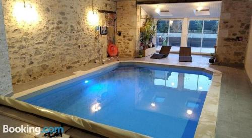 Saint-Cyr-des-Gats Bed & Breakfast | DOMAINE DE LA LUCARLIERE