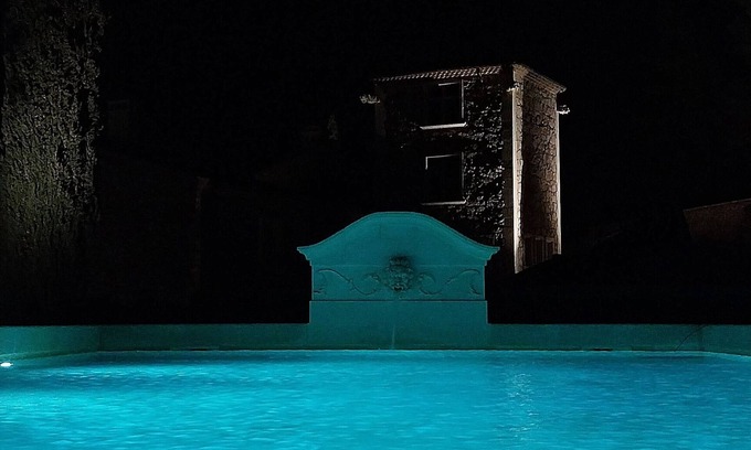 Le Puy-Sainte-Reparade Bed & Breakfast | Domaine Jourdan