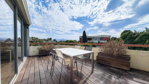 Bastide Giraud Apartment | domaine levant