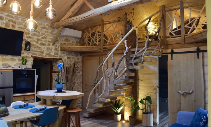 Cuiseaux House | Domaine Moulin de Quincenat Gîte Moulin au Bois Dormant