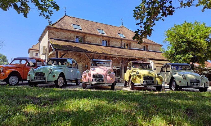 Saint-Loup-Geanges House | DOMAINE SAINT LOUP: Group Gîte "Le Grand Loup" - 17pers - 10' Beaune