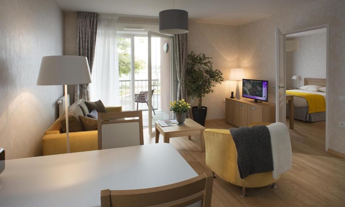 Chateauroux Apartment | Domitys Le Parc Balsan