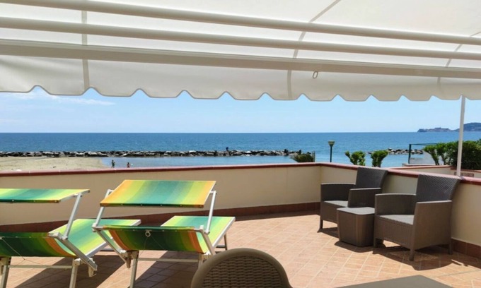 Formia Apartment | Domus Hormiae luxury on the beach