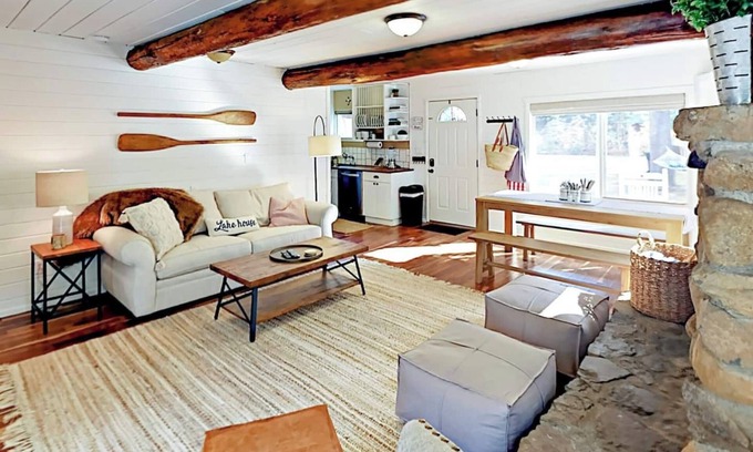 Donner Lake Woods Cottage | Donner Lake Cottage | Walking Distance to West End Pub!