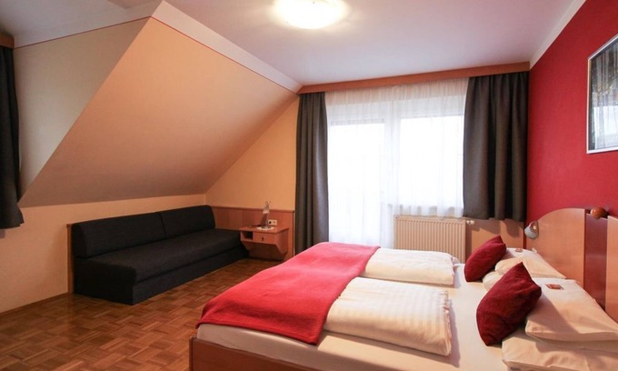 Bad Blumau Apartment | Doppelzimmer Komfort Plus bis 2 Nächte - Hotel Garni Thermenoase