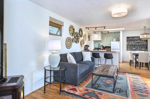 Downtown Santa Fe House | Dos Hermanas Casita 4, 5 & 6 Downtown Courtyard