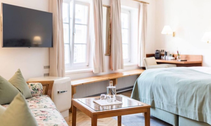 Altstadt House | Double room classic, non refundable rate - Altstadthotel Wolf