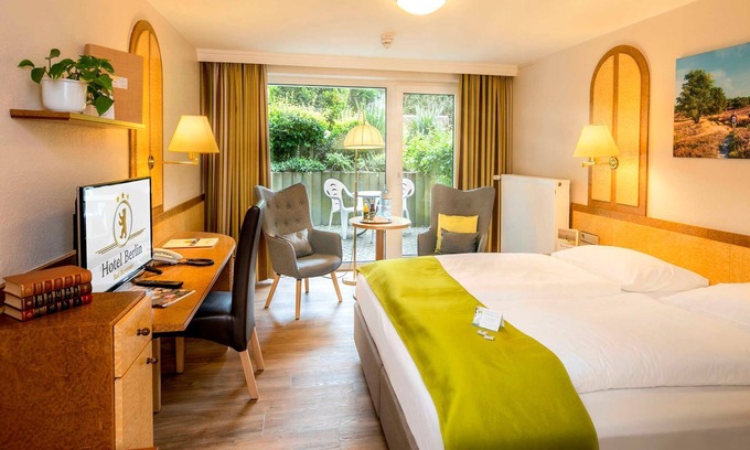 Bad Bevensen House | Double room in the basement, with terrace (south side) - Akzent Hotel Berlin