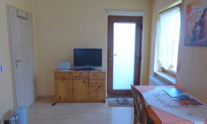 Herbolzheim Apartment | Double room No. 1, 20m², shared bathroom, balcony, max. 3 - Bea's guest room