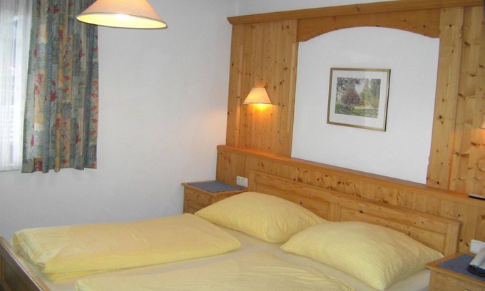 Inneralpbach Apartment | Double room - Pension Rieder