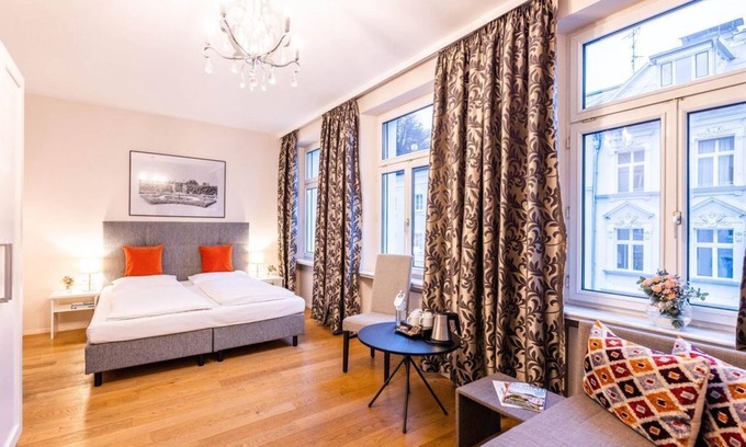 City Centre Salzburg House | Double room "Residenz", with breakfast - Altstadthotel Wolf-Dietrich