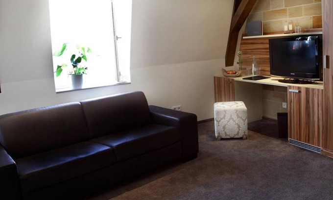 Bad Bergzabern House | Double room, shower or bath, WC - Schlosshotel Bergzaberner Hof