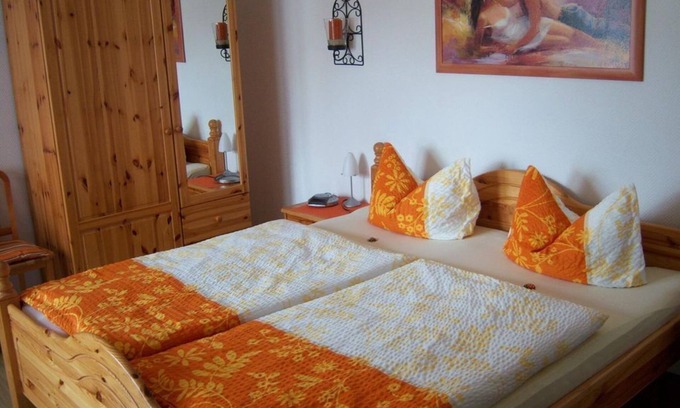 Detzem Bed & Breakfast | Double Room Shower/WC - Gästehaus Regneri