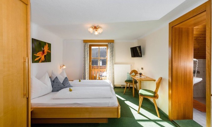 Weissenbach Other | Double room with shower, WC (short booking rate) - Linharterhof - Urlaub am