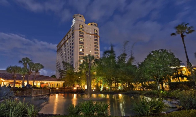 Florida Central Atlantic Coast Resort | DoubleTree by Hilton Hotel Orlando at SeaWorld
