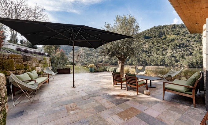 Oliveira do Douro Villa | Douro Riverside Refuge Lodge - Suite 2