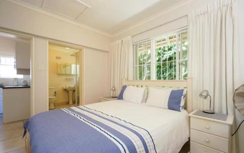 Bergvliet Apartment | Dove Cottage @ Squirrel's End