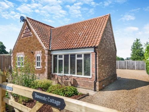 Denver House | Dovecote Cottage