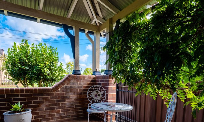 Cessnock House | 'Dovedale' - in the heart of Wine Country