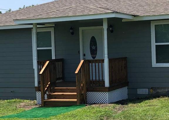 Denver Heights House | Downtown Contemporary yet Cozy Fun