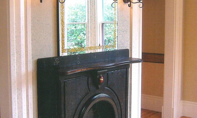 Yarmouth Apartment | Downtown Historic District minutes to waterfront and downtown amenities.