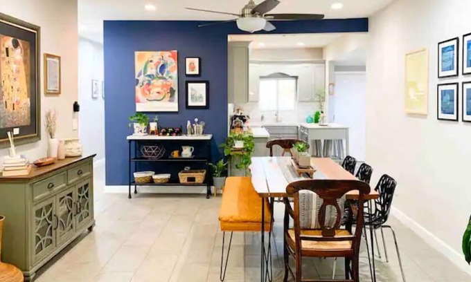 Governmental Mall House | Downtown, Kid-friendly “Casa Luna” w/ Jacuzzi