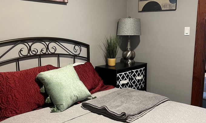 Loudonville Apartment | Downtown Loudonville Downstairs 1 Bed Apt