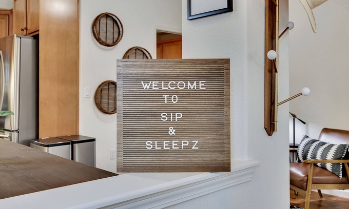 Paso Robles House | Downtown Paso: Sip N Sleepz 3 Bed/2.5 Bath