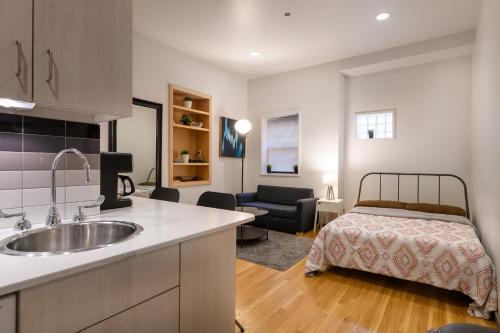 Beacon Hill Apartment | Downtown Retreat Stylish Boston Studio
