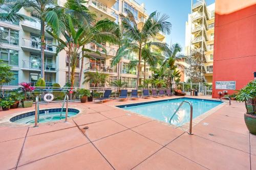 Downtown San Diego Apartment | Downtown San Diego Condo with Pool and Rooftop Access