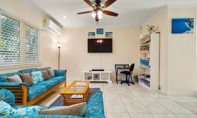 Bouvet Island Apartment | Dreamers Getaway - Relaxing unit with large rooms, full kitchen, & fast Wi-Fi