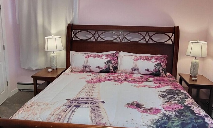 Fairbanks House | Dreaming of Paris in Alaska