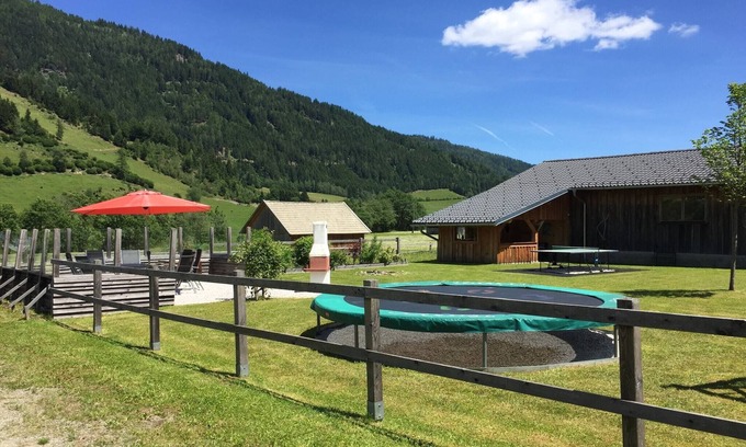 Gnesau Apartment | Dreamy apartment with private pool