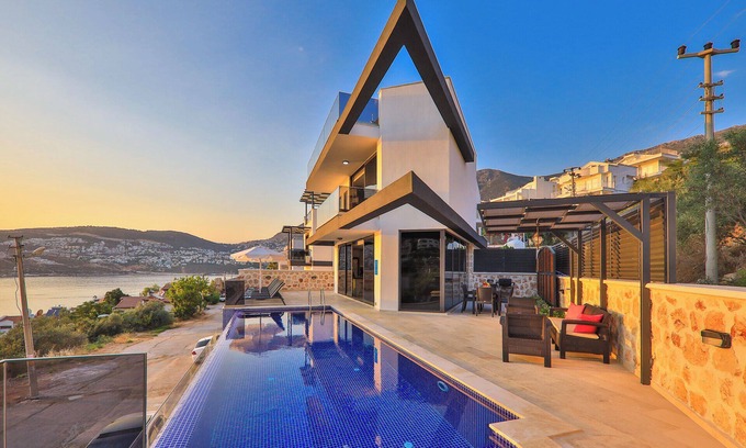 Kalkan Villa | Dreamy Getaway in Antalya – Luxury 4BR Villa with Private Pool