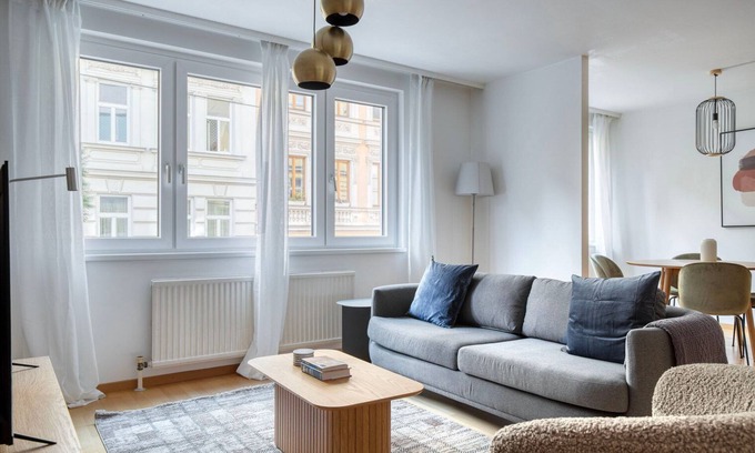 Hundsturm Apartment | Dreamy Margareten 2BR, nr Shopping, Dining & Tram, by Blueground