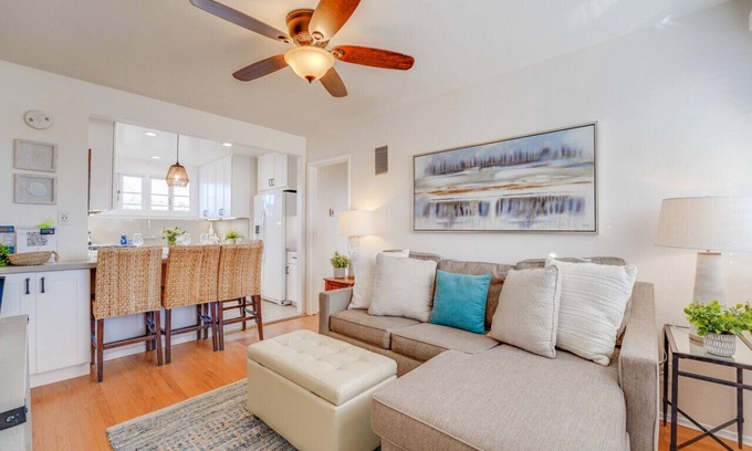 South Mission Beach Apartment | Driftwood Getaway! South Mission Beach